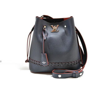 Louis Vuitton Lock Me Bucket Navy Blue Red Leather Shoulder Bag Drawstring